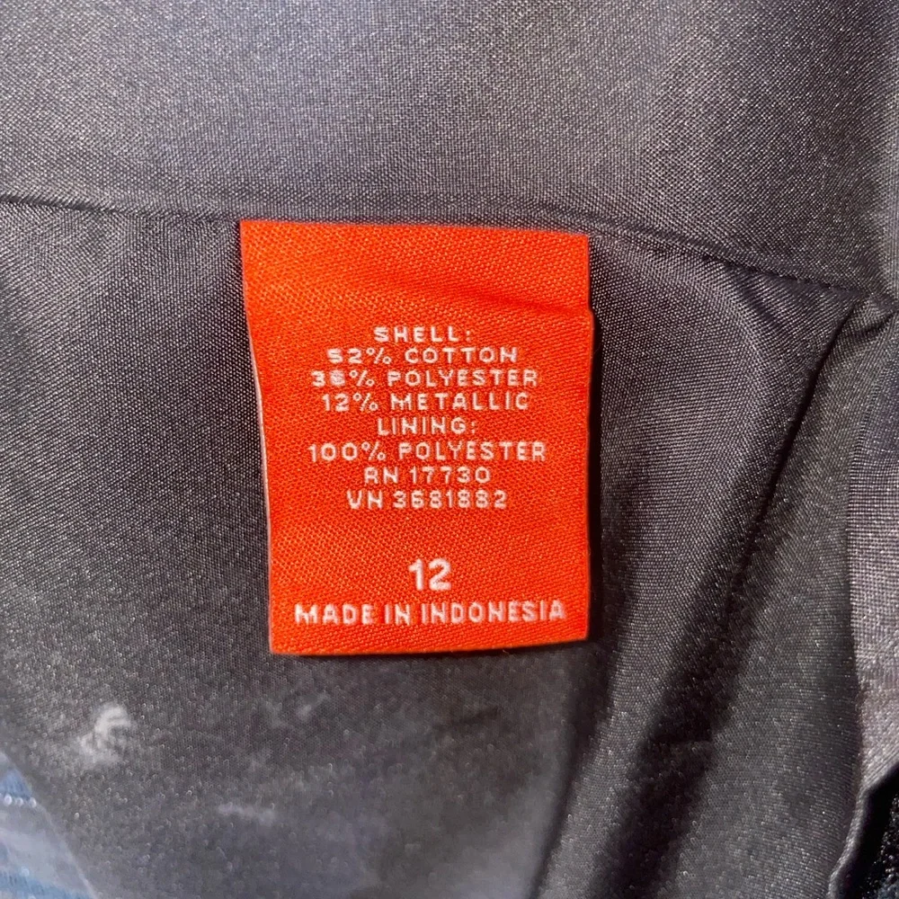 Kirna Zabete measurements shoulder